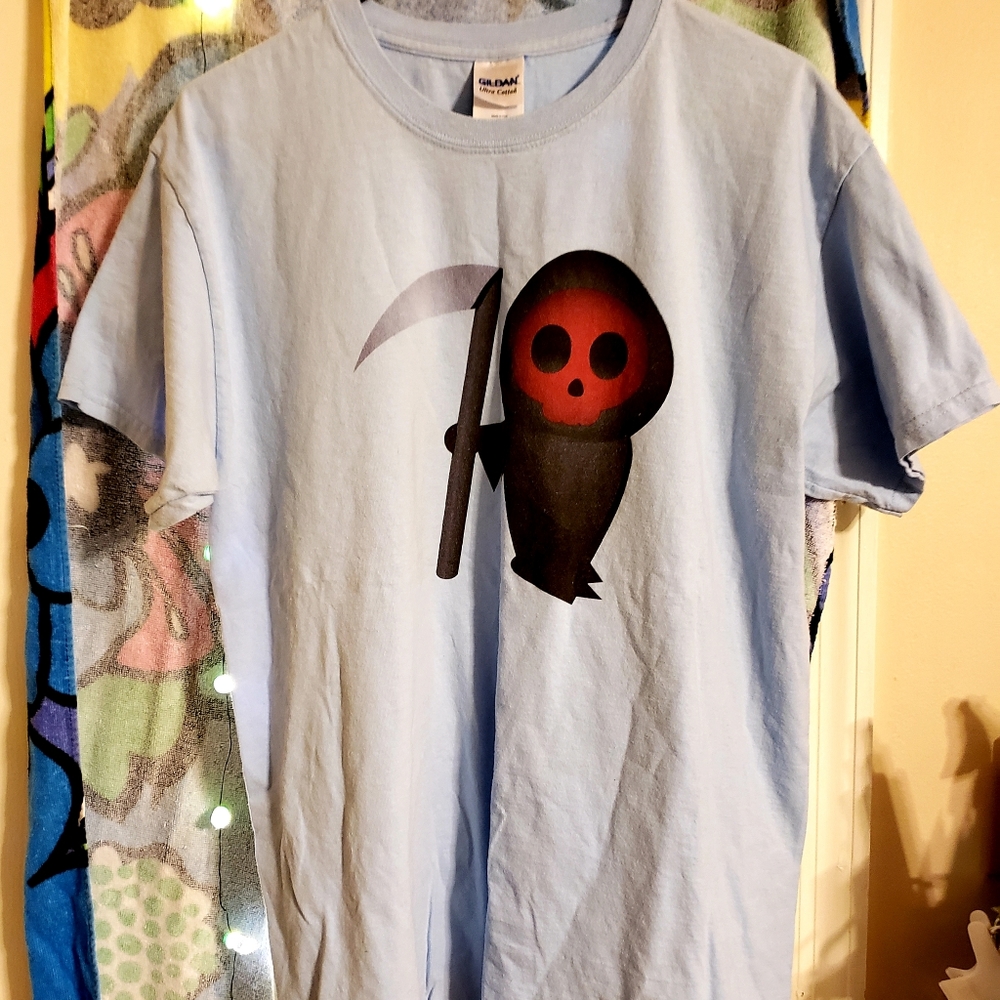 Mens t-shirt large